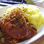ハンバーグトマト煮込みカレー