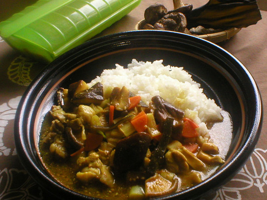 干し椎茸と昆布の和風チキンカレー
